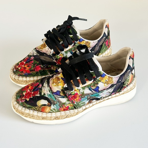 Free People Shoes - Free People Tropical Toucan Floral Espadrille Platform Jackson Sneakers‎ Size 37